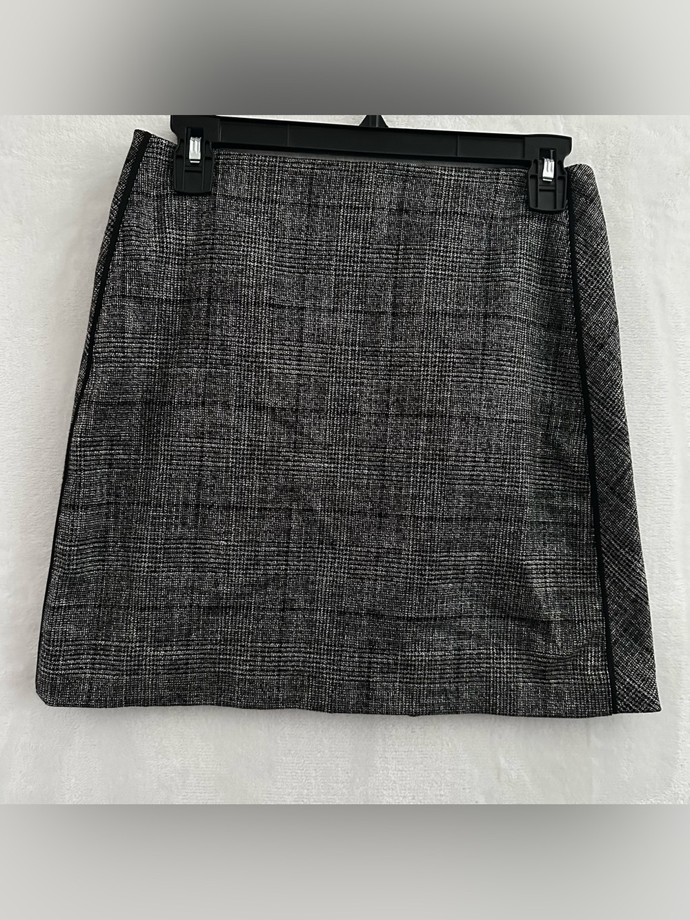 Banana Republic Gray Plaid Mini Skirt Size 0 Lined Career Preppy